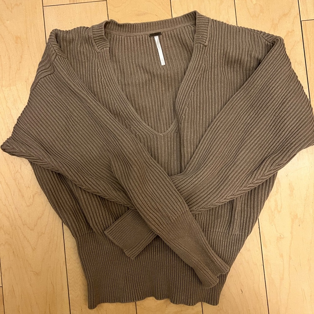 FREE PEOPLE - V neck Sweater